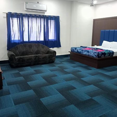 The Prestige Hotel & Convention Panposh Bagian luar foto