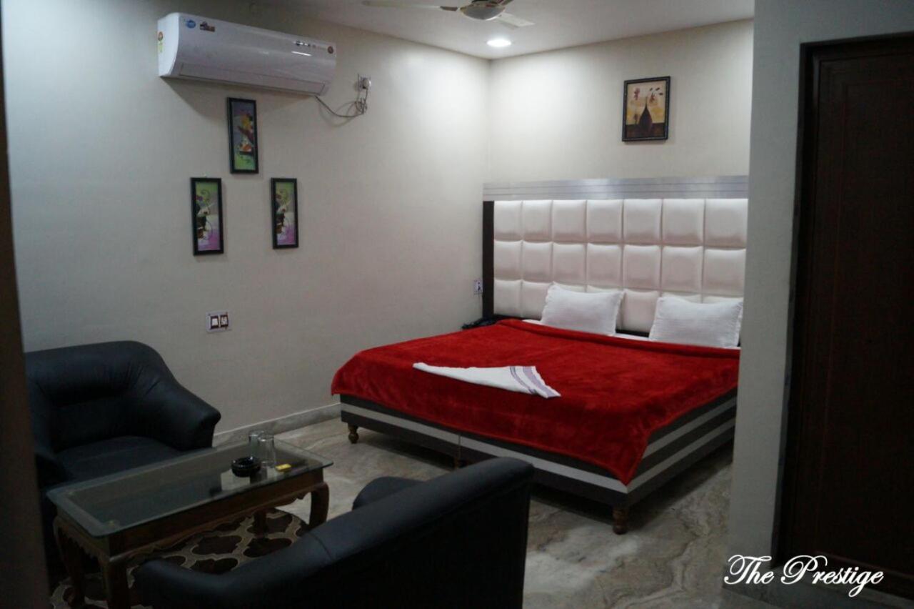 The Prestige Hotel & Convention Panposh Bagian luar foto